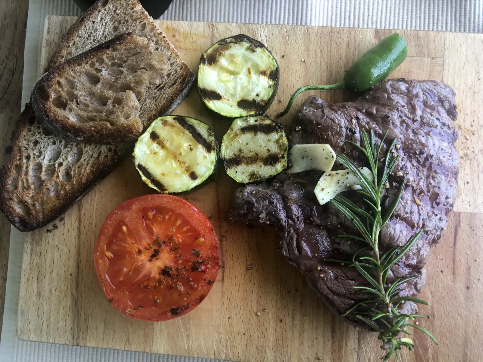 Grillbrett” style=