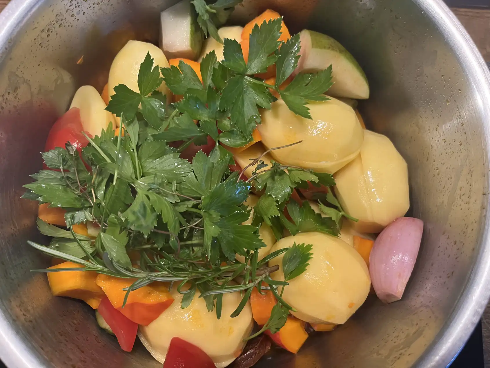 Zigeunertopf traditionell aus Murcia und Almería