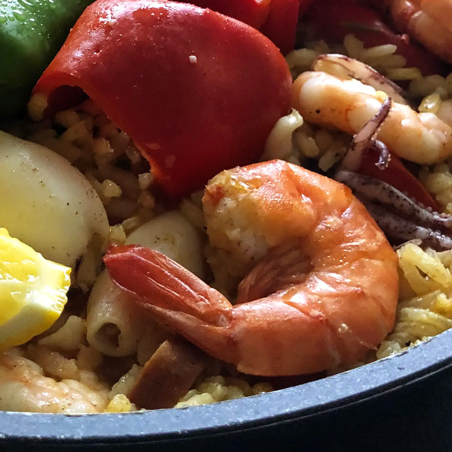 Paella” style=